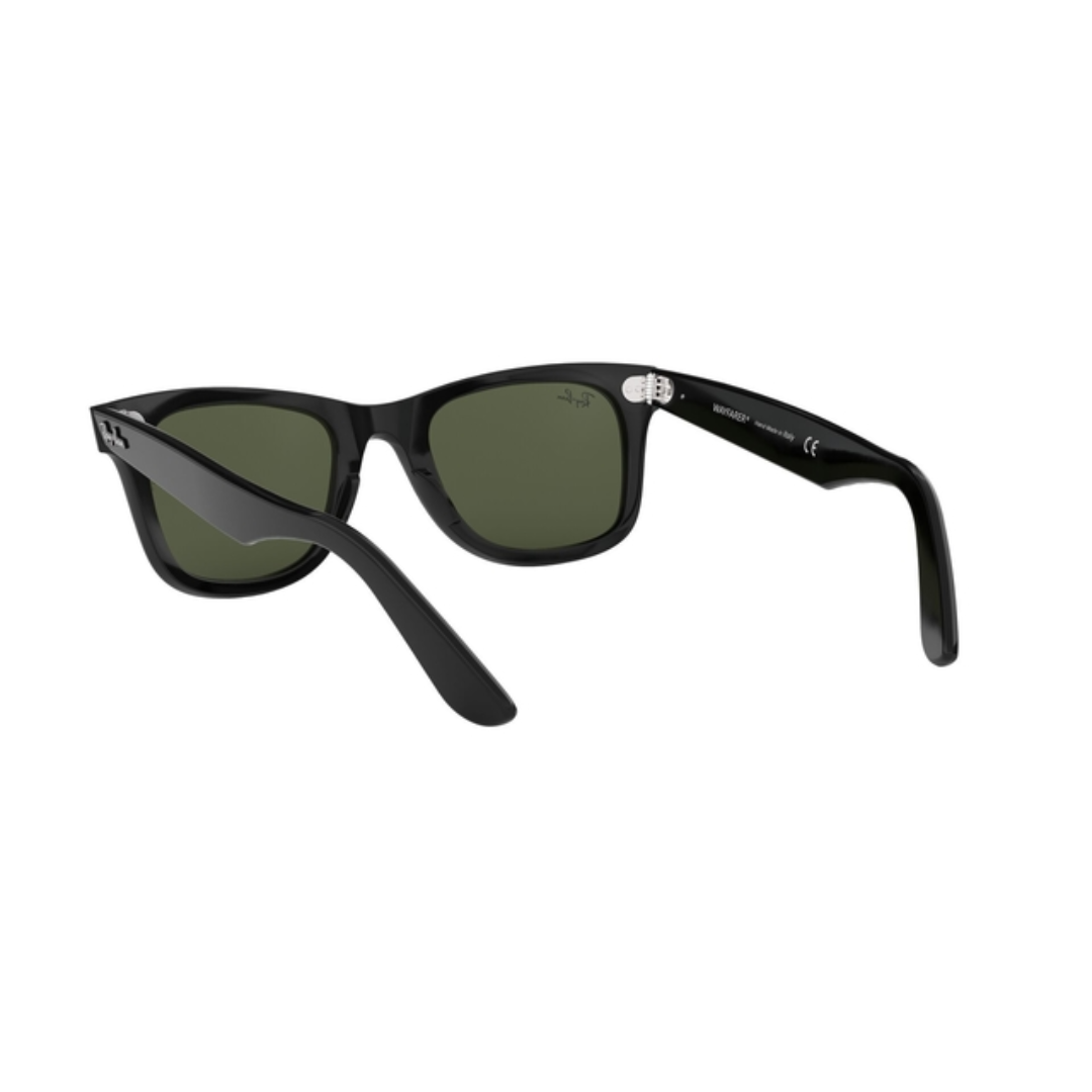 Wayfarer Black Green Medium