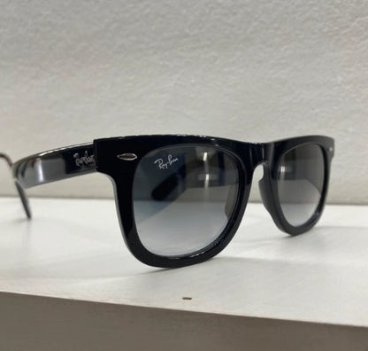 Wayfarer Black Grey Gradient